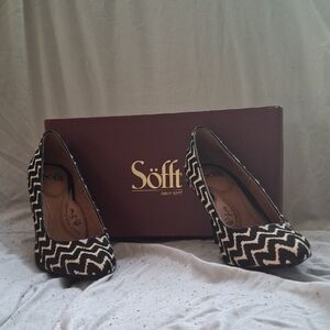 Women's Black and White Zigzag Heels